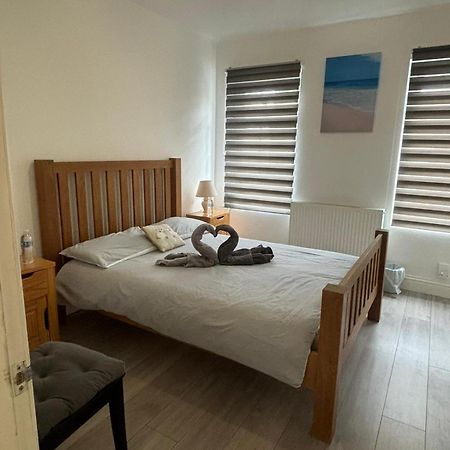 Eejs Modern London 3 Bed Flat Near Crystal Palace Stadium - Great Transport Links Norwood المظهر الخارجي الصورة
