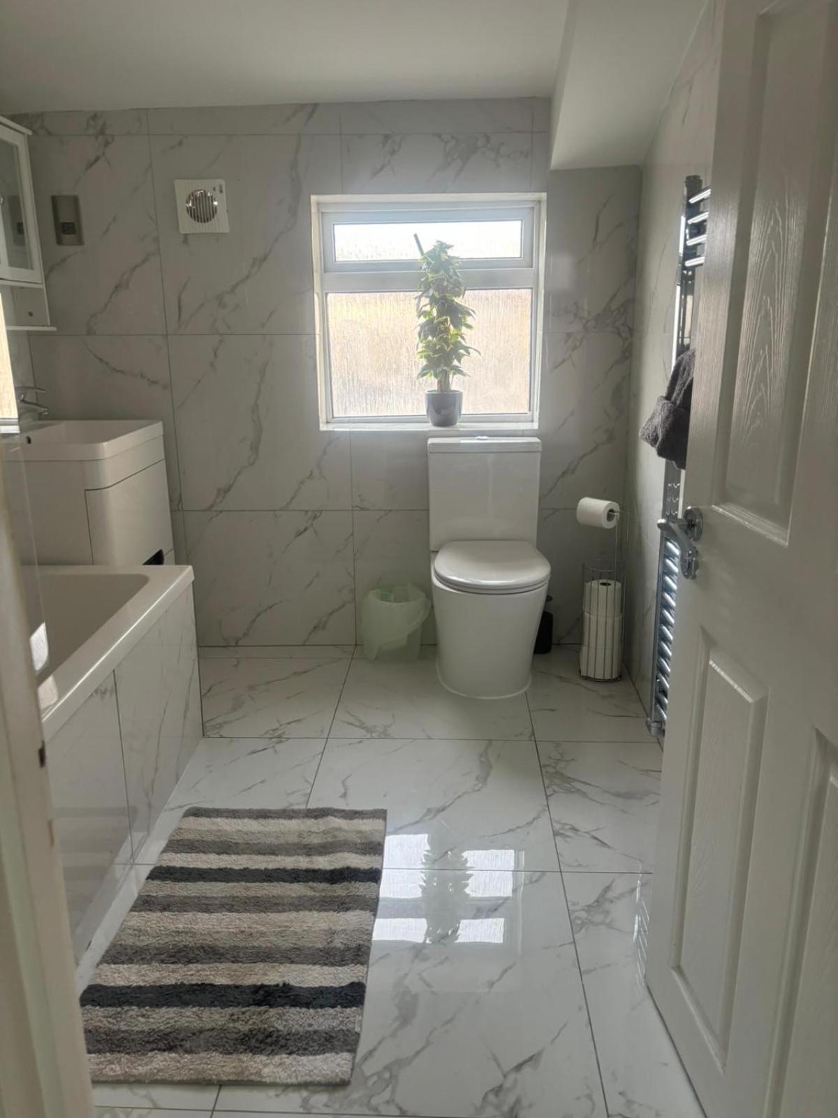 Eejs Modern London 3 Bed Flat Near Crystal Palace Stadium - Great Transport Links Norwood المظهر الخارجي الصورة