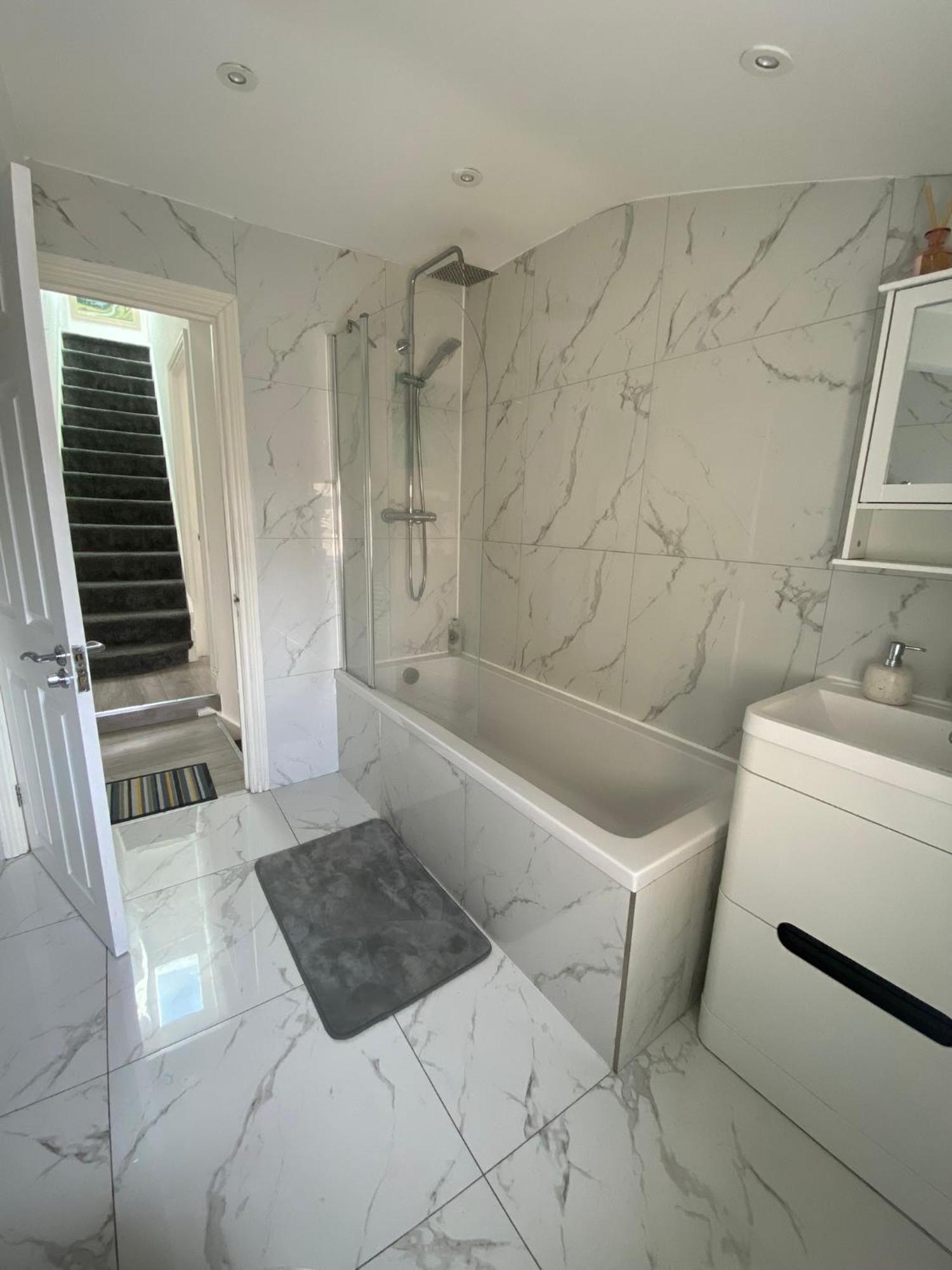 Eejs Modern London 3 Bed Flat Near Crystal Palace Stadium - Great Transport Links Norwood المظهر الخارجي الصورة